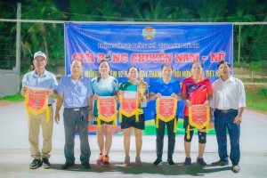 Hội Nông dân xã Thanh Lĩnh tổ chức giải bóng chuyền da nam, nữ năm 2022, chào mừng kỷ niệm 92 năm ngày thành lập Hội nông dân Việt Nam.