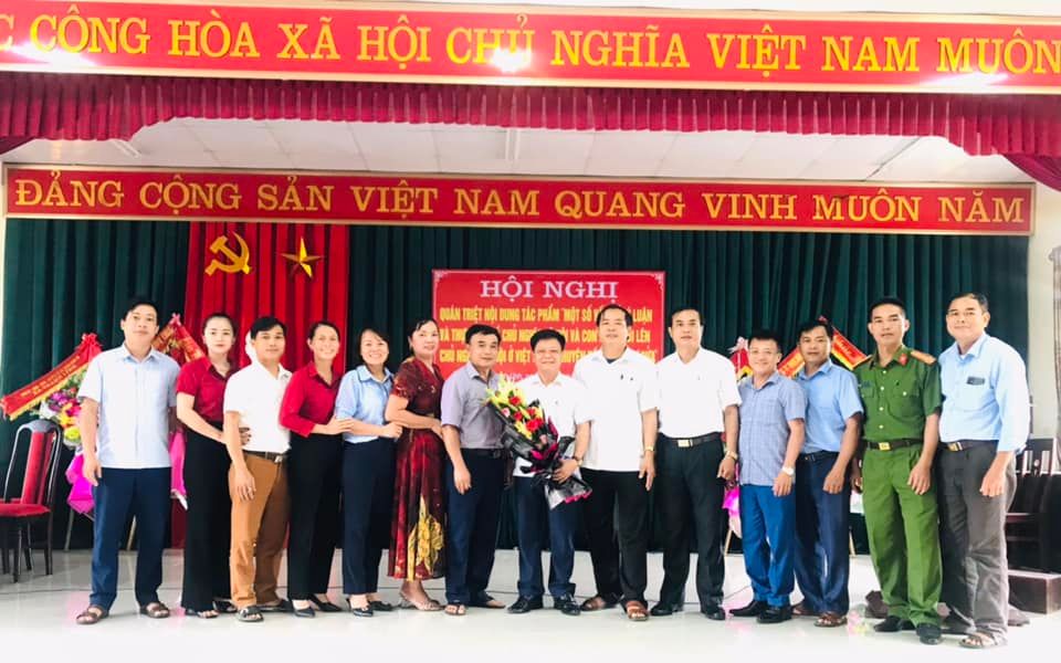 các bộ tặng hoa