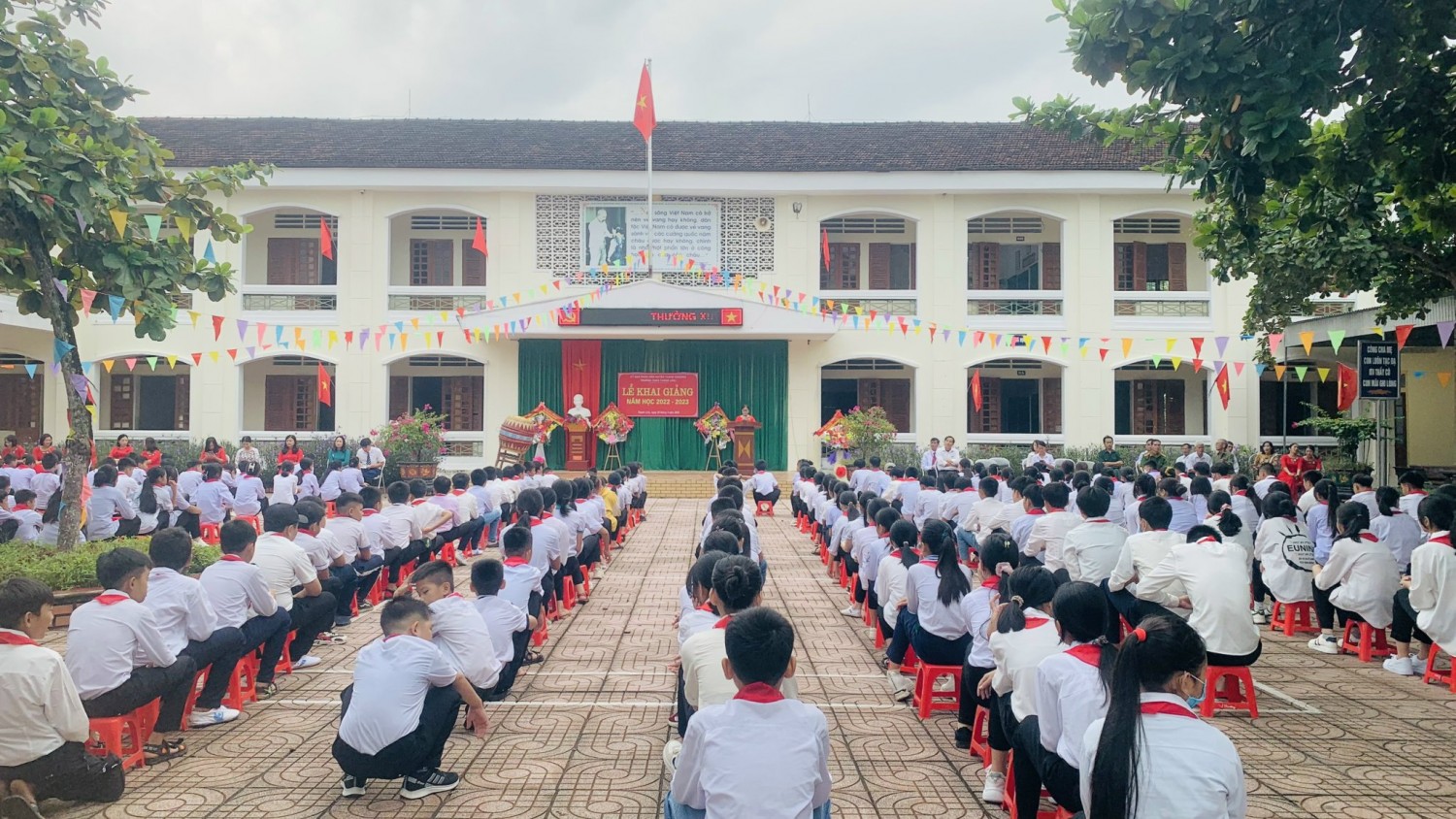 toàn cảnh hs thcs