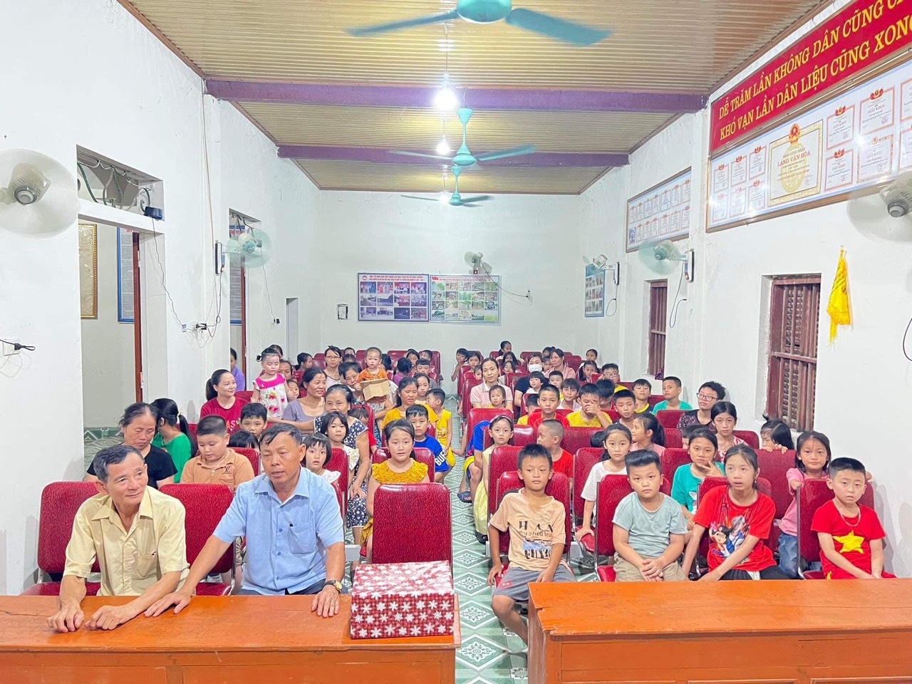 lĩnh trường