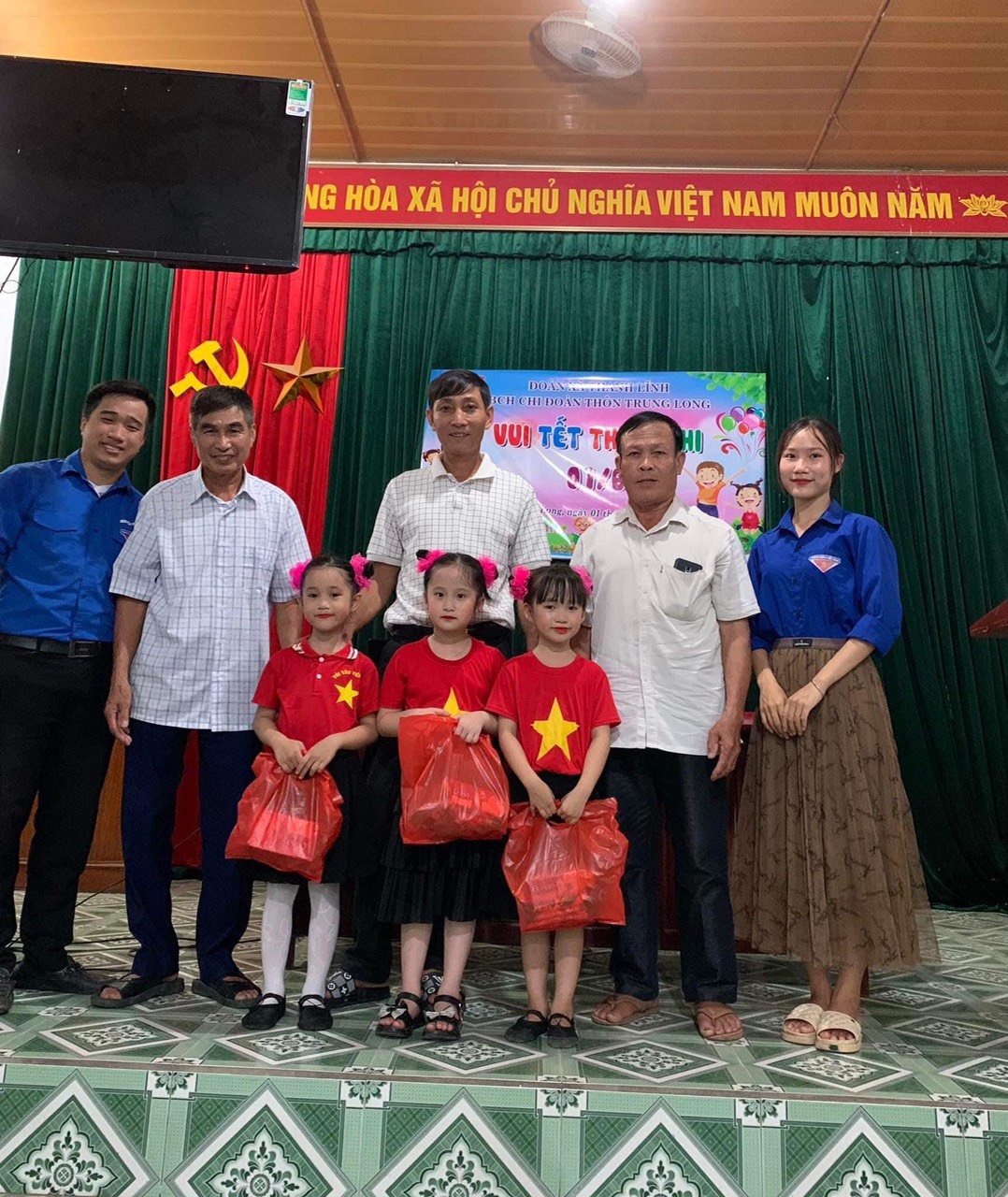 thôn trung long