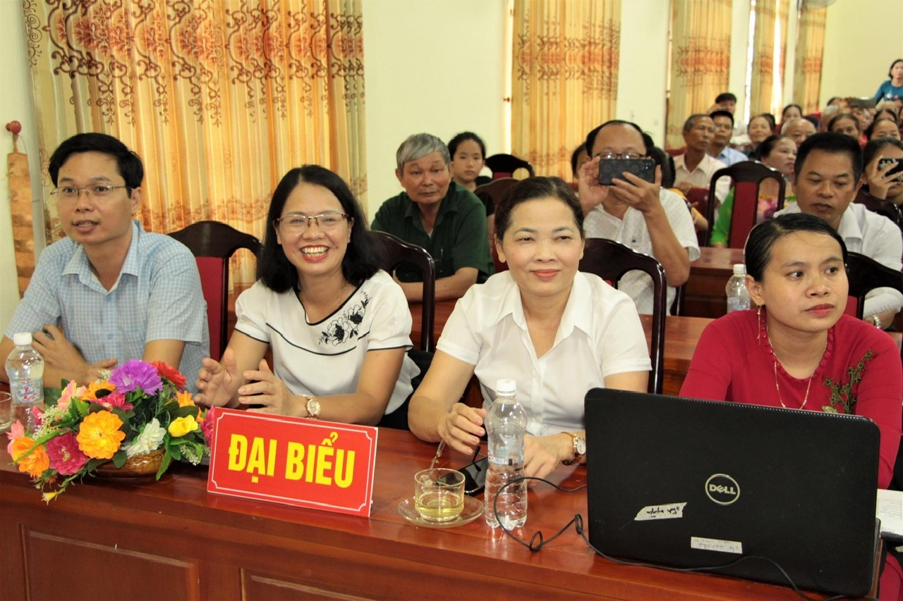 đại biểu 1