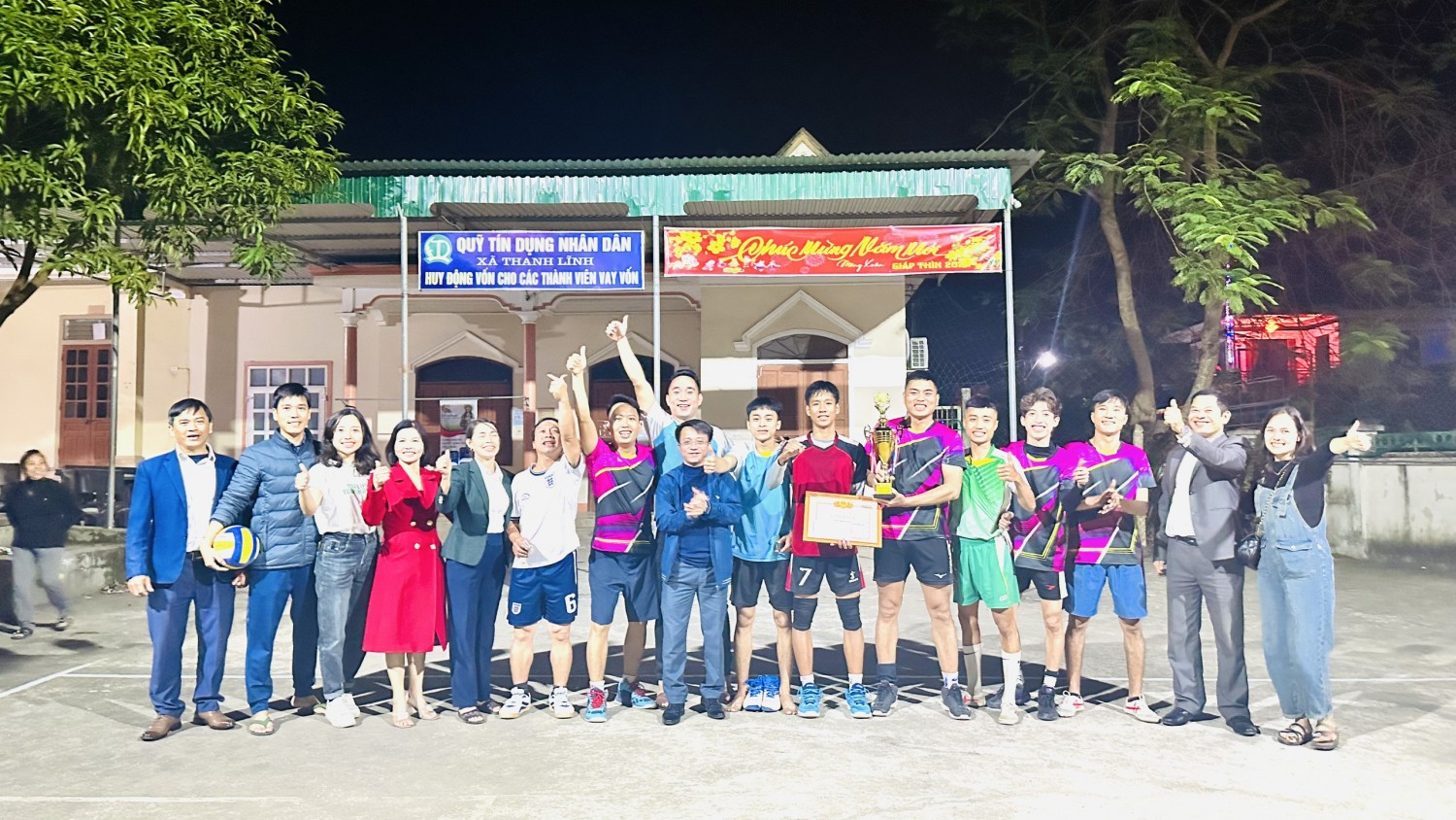 trao giải 1
